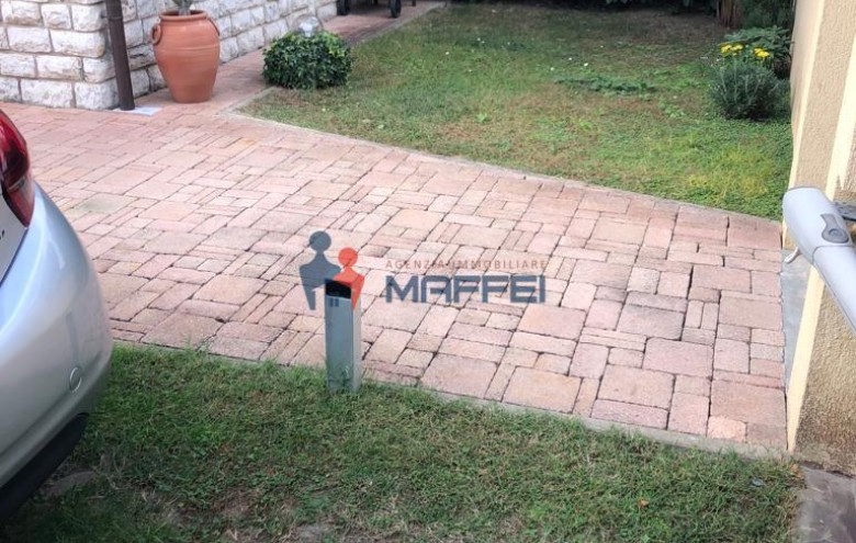 Villetta a schiera in vendita a Camaiore