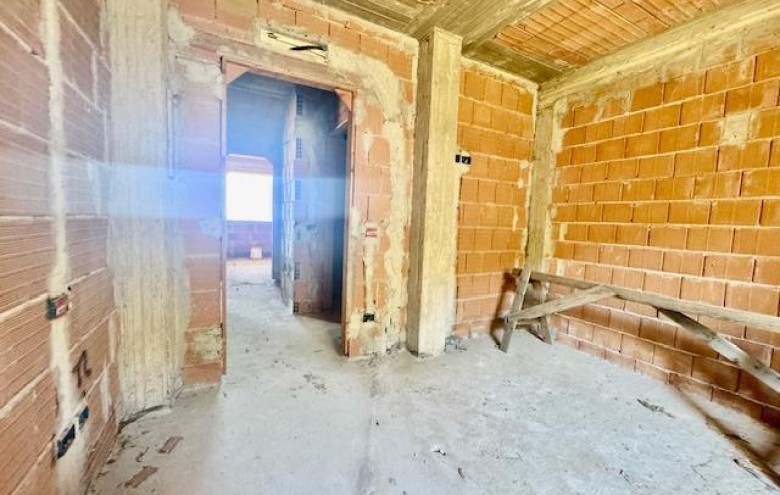 Appartamento in vendita a Massa