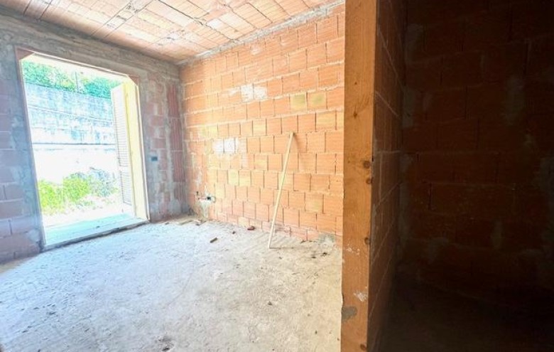 Appartamento in vendita a Massa