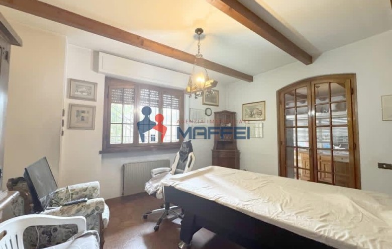 Bifamiliare in vendita a Viareggio