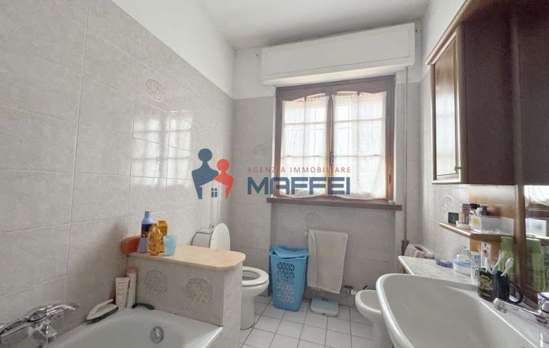 Bifamiliare in vendita a Viareggio