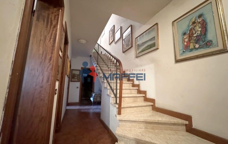 Bifamiliare in vendita a Viareggio