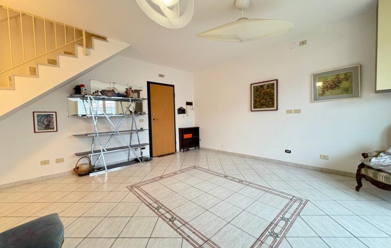 Appartamento in vendita a Massa