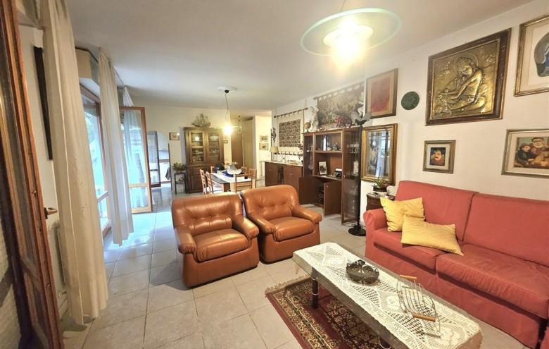 Appartamento in vendita a Massa