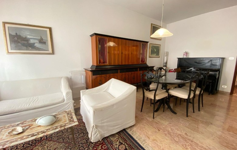 Appartamento in vendita a Massa