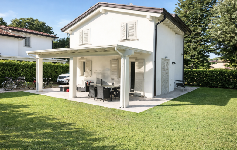 Villa singola in vendita a Montignoso