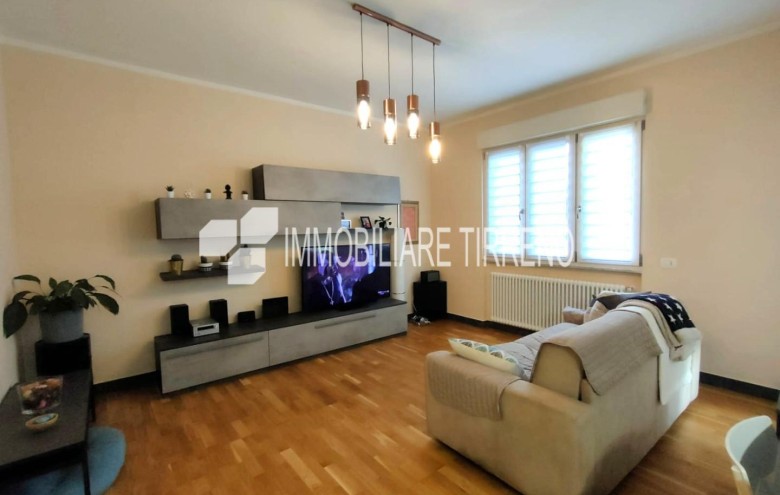 Appartamento in vendita a Massa