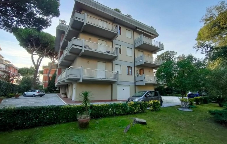 Appartamento in vendita a Massa