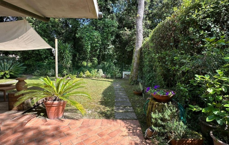 Villetta a schiera in vendita a Massa