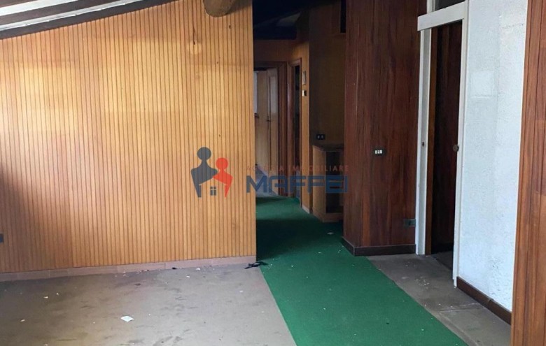 Appartamento in vendita a Viareggio