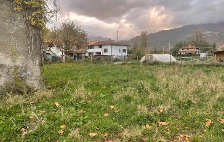 Casa semi indipendente in vendita a Massa