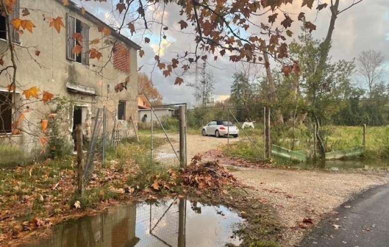 Casa semi indipendente in vendita a Massa