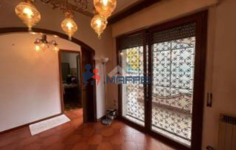 Bifamiliare in vendita a Viareggio