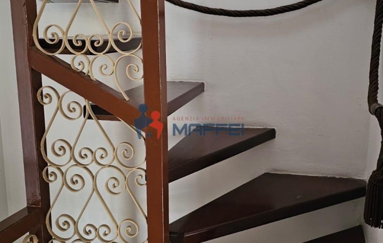 Bifamiliare in vendita a Viareggio