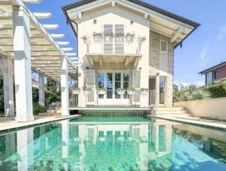 Villa singola in vendita a Pietrasanta