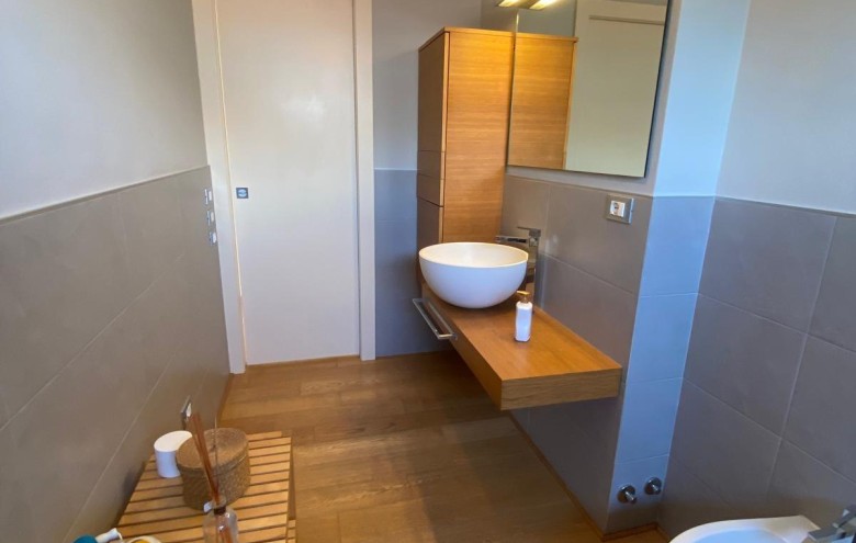 Appartamento in vendita a Massa