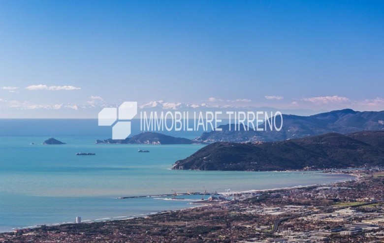 Appartamento in vendita a Massa