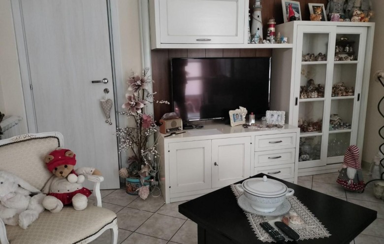 Appartamento in vendita a Montignoso