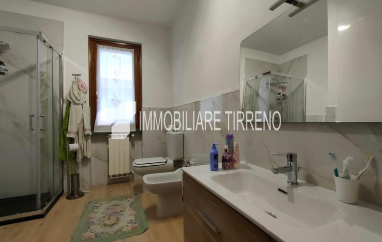 Appartamento in vendita a Massa