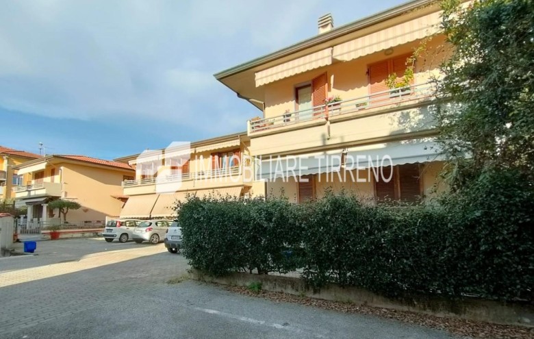 Appartamento in vendita a Massa