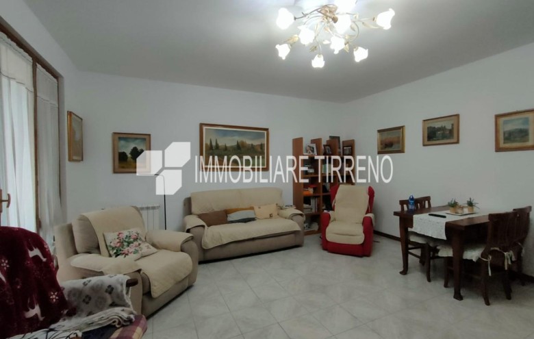 Appartamento in vendita a Massa