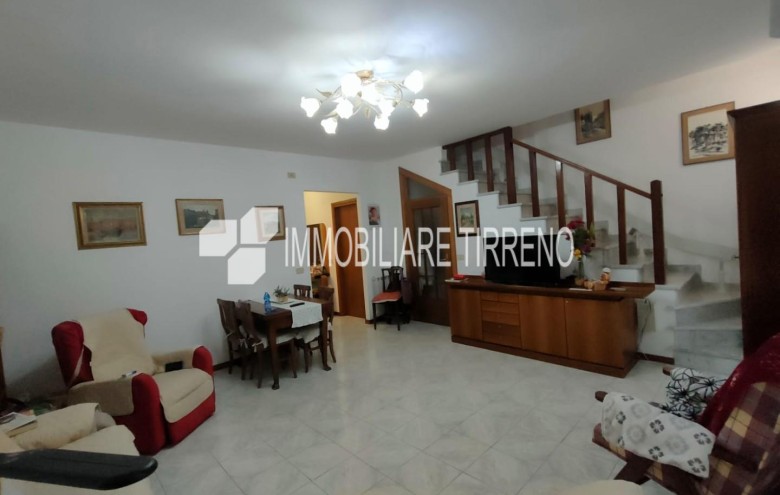 Appartamento in vendita a Massa