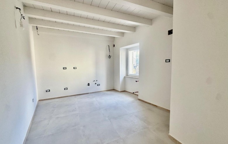 Terratetto in vendita a Massa