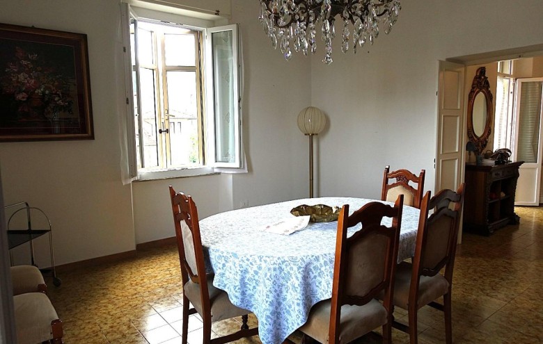 Appartamento in vendita a Massa