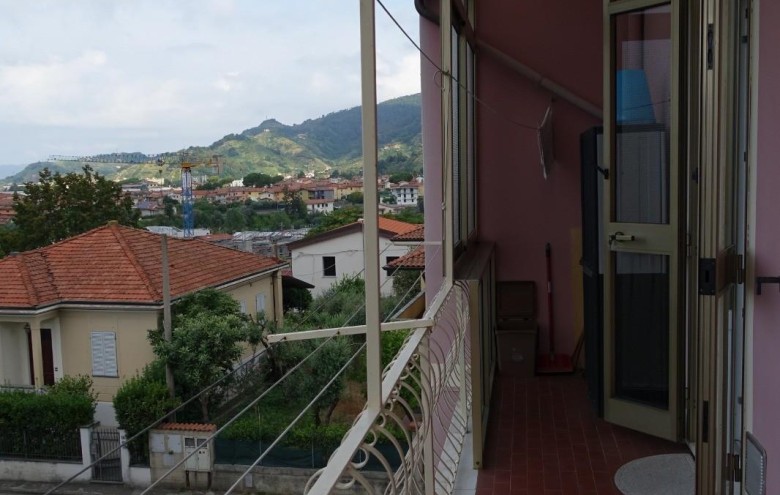 Appartamento in vendita a Massa