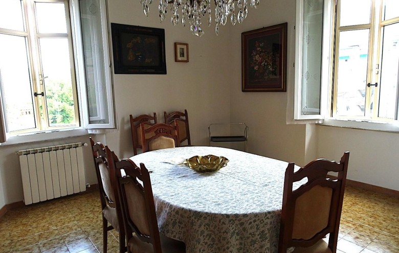 Appartamento in vendita a Massa