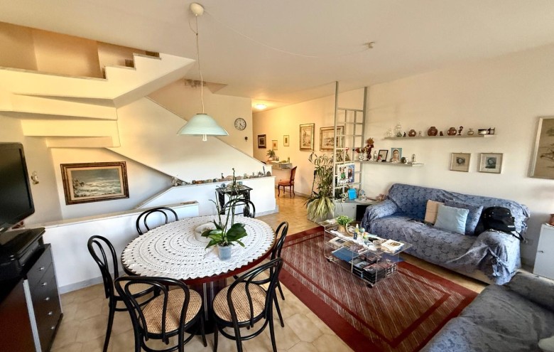 Villetta a schiera in vendita a Massa