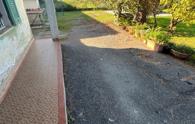 Villa singola in vendita a Massa