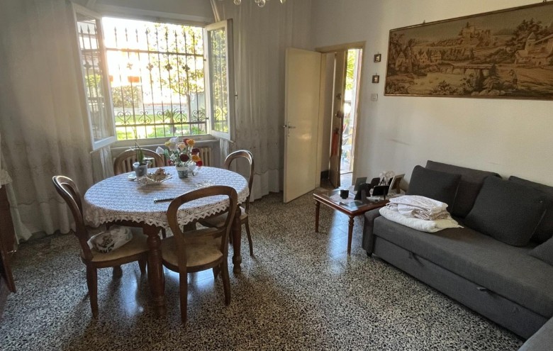 Villa singola in vendita a Massa