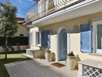 Villa singola in vendita a Marina di Pietrasanta