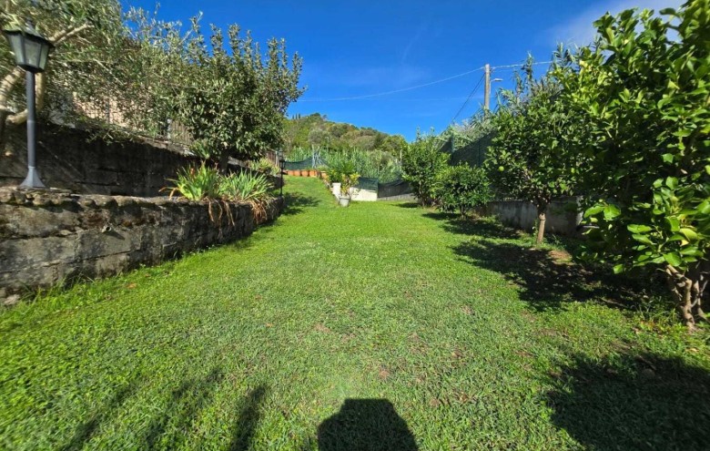 Villa singola in vendita a Massa