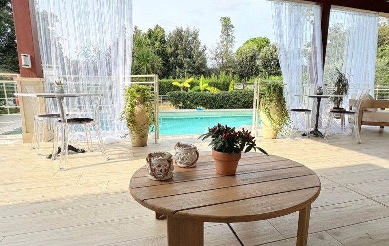 Villa singola in affitto a Pietrasanta