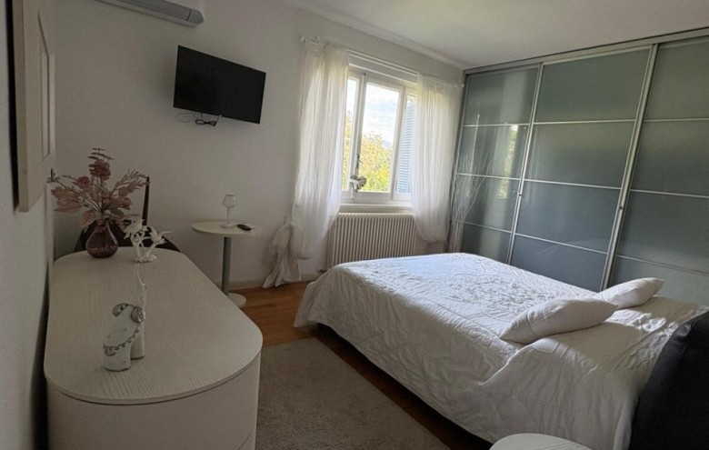 Villa singola in affitto a Pietrasanta