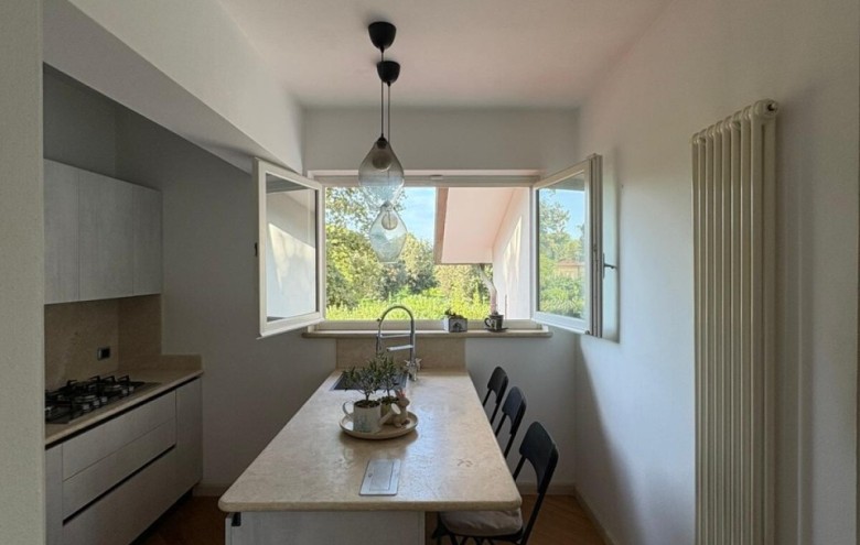 Villa singola in affitto a Pietrasanta