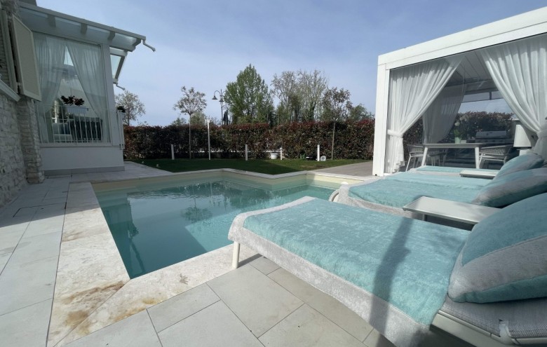 Villa singola in vendita a Pietrasanta