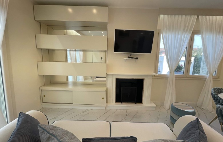 Villa singola in vendita a Pietrasanta