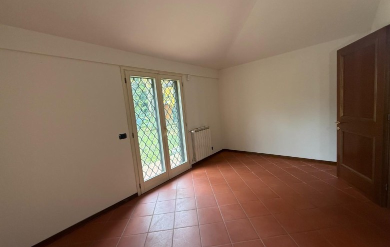 Villa singola in vendita a Massa