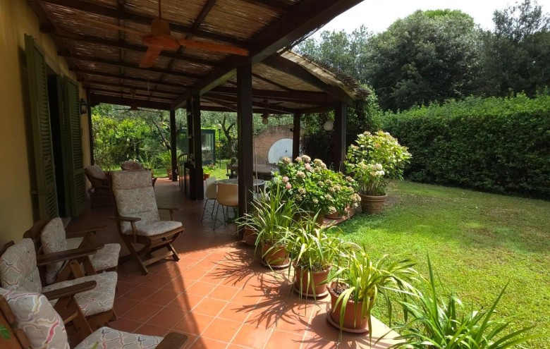 Villa singola in vendita a Massa