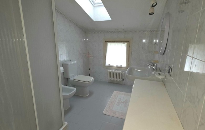 Villa singola in vendita a Massa