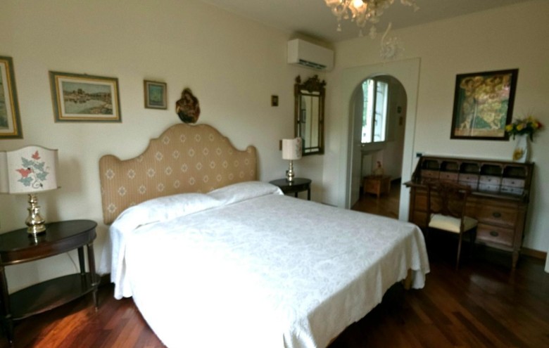 Villa singola in vendita a Massa