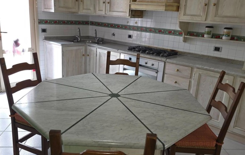 Villa singola in vendita a Massa