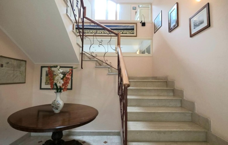 Villa singola in vendita a Massa