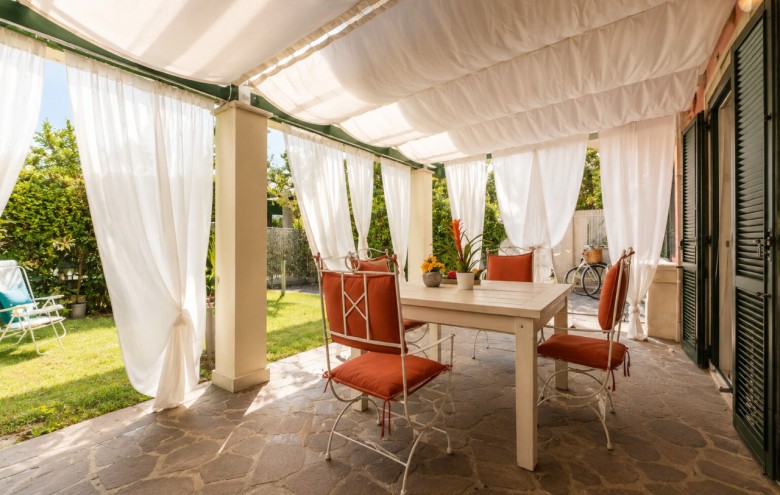 Villa singola in vendita a Pietrasanta