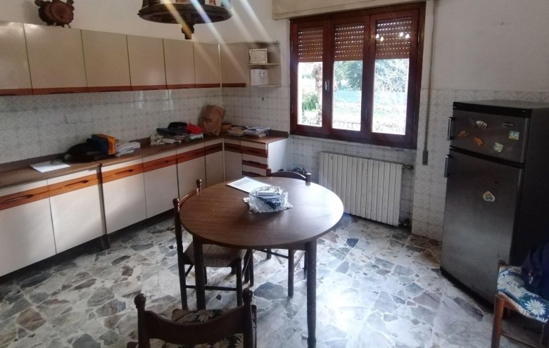 Villa singola in vendita a Massa