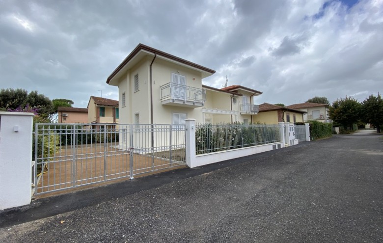 Villa singola in vendita a Pietrasanta