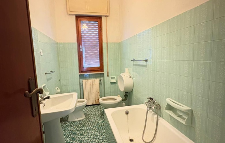 Villa singola in vendita a Massa